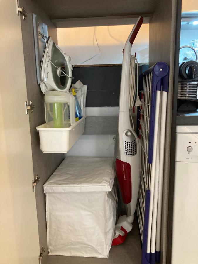 Living At Saarpartments - Adultsonly - Business & Holiday Homes With Kitchen For Long- And Short Term Stay, 3 Min To St Johanner Markt And Points Of Interest Saarbrücken Eksteriør billede